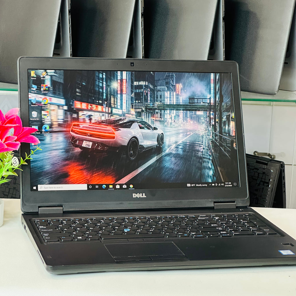 Dell latitude e5580 i5 6th gen 8g/256gb ssd écran 15,6’’ pouce