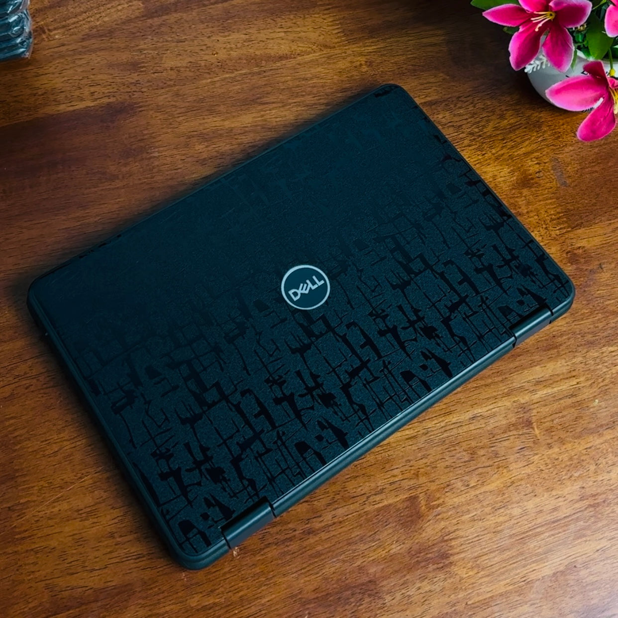 DELL LATITUDE 3190 2IN1 8gb ram / 128g ssd + 4 cadeau 🎁