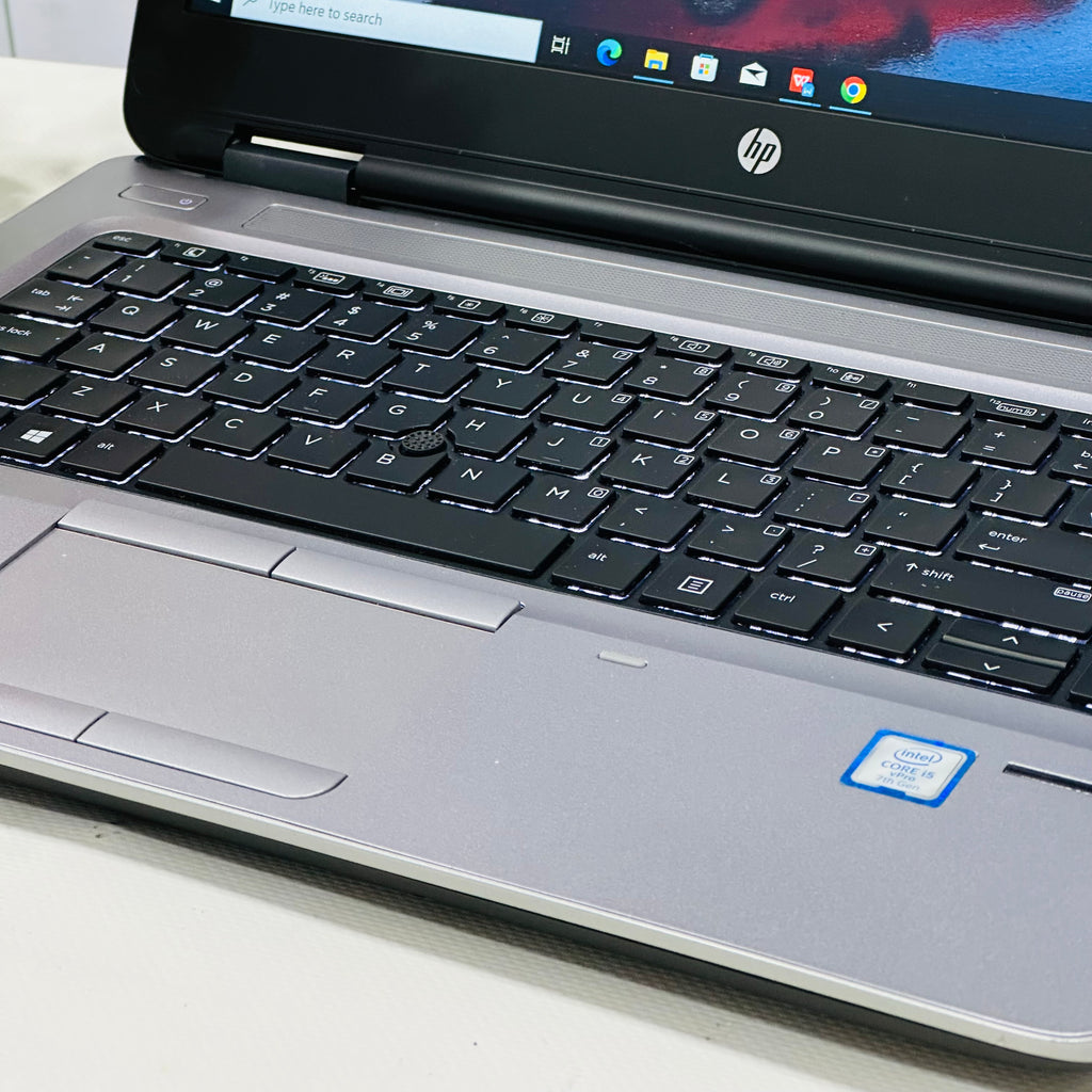 HP probook 640 g3 i5 7th gen 8gb ram 256gb ssd écran 14’’